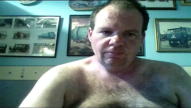 mrhardcock12 online show from April 25, 2:14 pm