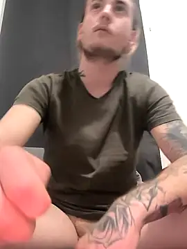 roro25ans online show from December 17, 3:40 pm