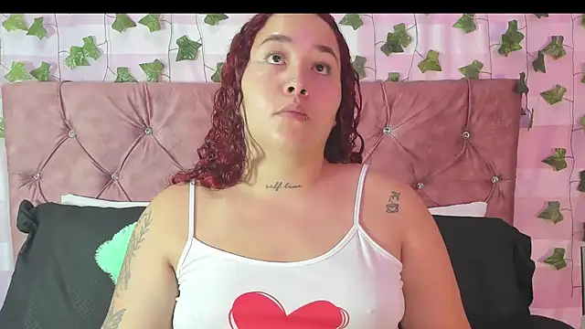 Ayla-marttinez online show from February 8, 1:20 am