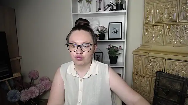 LiliaErmi online show from June 28, 6:08 am