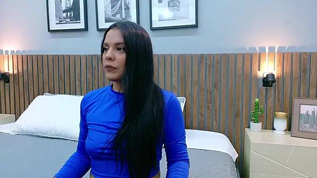 Mia Bellefort online show from February 2, 8:51 pm