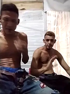 Snapshot of twobigscock23 chatting on February 16, 10:06 pm twobigscock23 online show from February 16, 10:06 pm