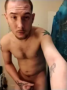 Snapshot of sexywhitedick@xh chatting on January 18, 9:07 pm sexywhitedickxh online show from January 18, 9:07 pm
