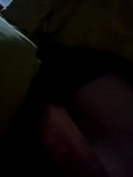 Snapshot of samu2469 chatting on December 17, 2:50 am samu2469 online show from December 17, 2:50 am