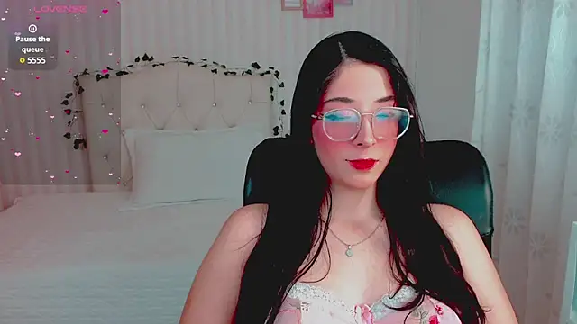 emmalove doll online show from March 14, 12:17 am