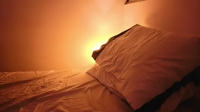 maxxcooper1 online show from January 8, 4:59 am