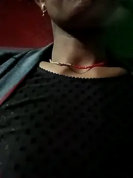 Maya Big55A online show from February 1, 6:28 pm