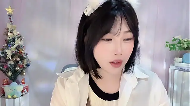 Pinkgirl520 online show from December 23, 2:09 am