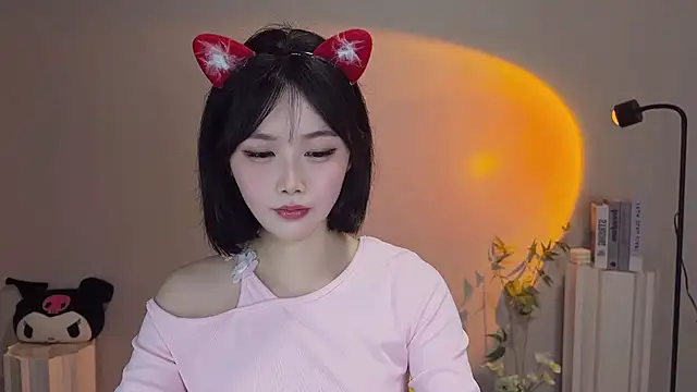 Pinkgirl520 online show from May 5, 11:51 am
