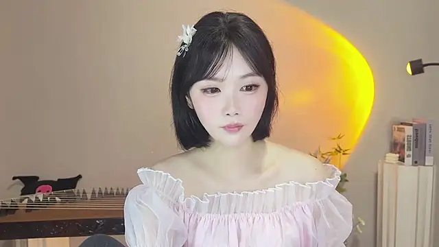 Pinkgirl520 online show from May 7, 3:01 am