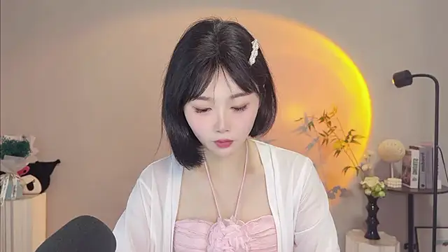 Pinkgirl520 online show from May 31, 2:31 am