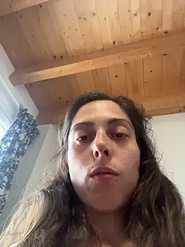 YourSlutQueen online show from June 16, 10:51 am