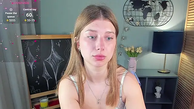 katymeaw online show from April 29, 1:32 am