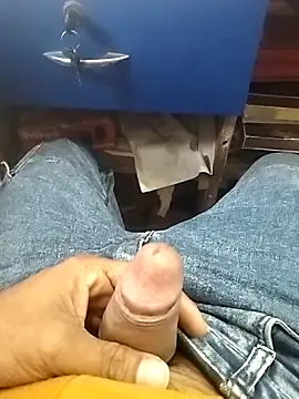 mohit08desi online show from December 20, 6:42 am