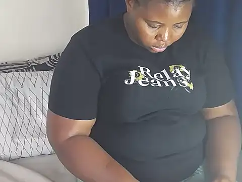Snapshot of Babefatie chatting on June 29, 11:54 am Babefatie online show from June 29, 11:54 am