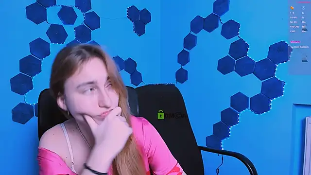 beauty liam online show from January 7, 11:29 pm