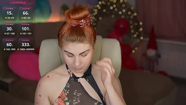 GingerPinky online show from February 18, 2:13 pm