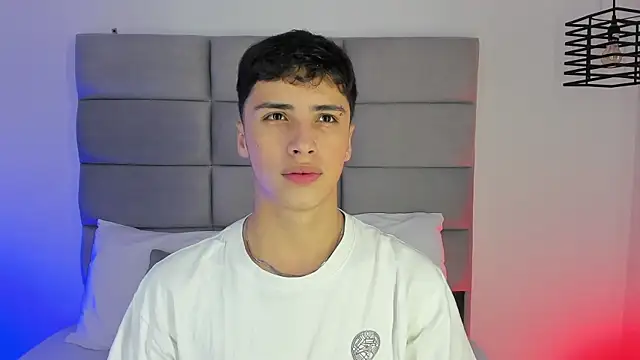 JoshClaarktt online show from July 11, 4:04 am