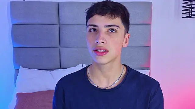 JoshClaarktt online show from August 5, 4:04 am