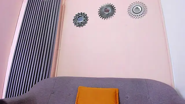 TAYSON SCOTT online show from March 3, 1:06 pm