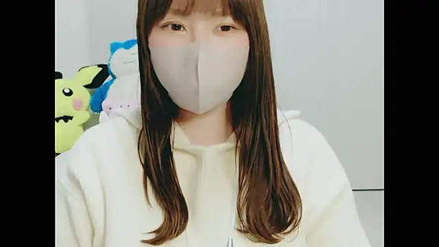 yuyuchan   online show from April 24, 10:39 am