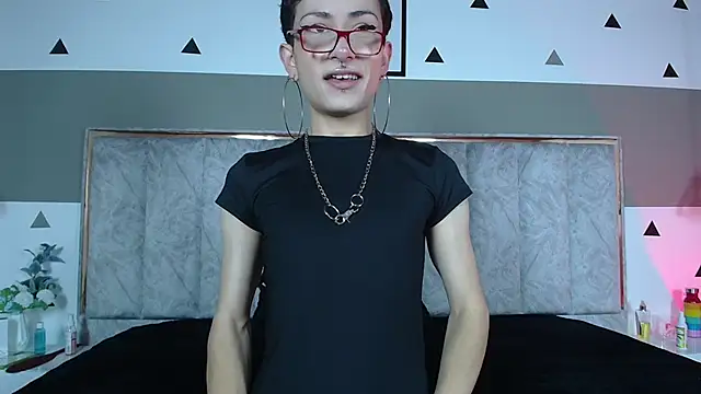 JiangShy666 online show from March 6, 11:50 am