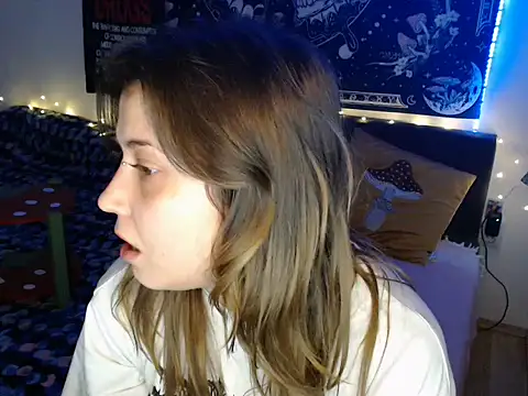 AlienforTwenty online show from January 31, 7:11 pm