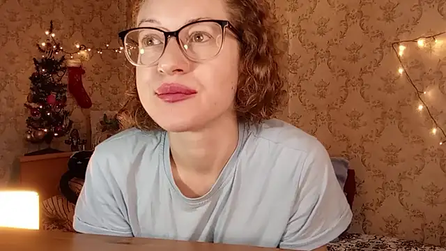 Snapshot of Alice_newhome chatting on December 19, 7:59 am Alice newhome online show from December 19, 7:59 am