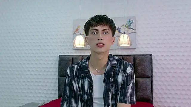 Snapshot of Martin_Williams chatting on December 17, 12:11 pm Martin Williams online show from December 17, 12:11 pm