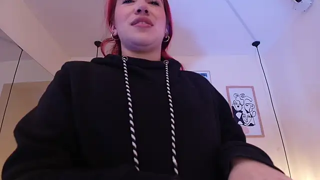 Snapshot of Celestee15_ chatting on June 1, 11:12 am Celestee15 online show from June 1, 11:12 am