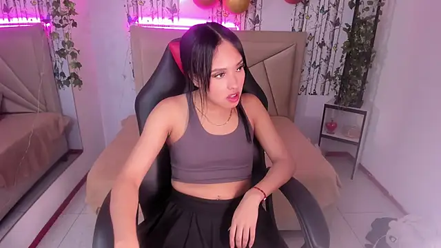 valeria dark  online show from April 28, 7:19 pm