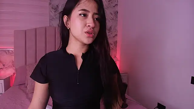 sofia go  online show from March 14, 11:59 am