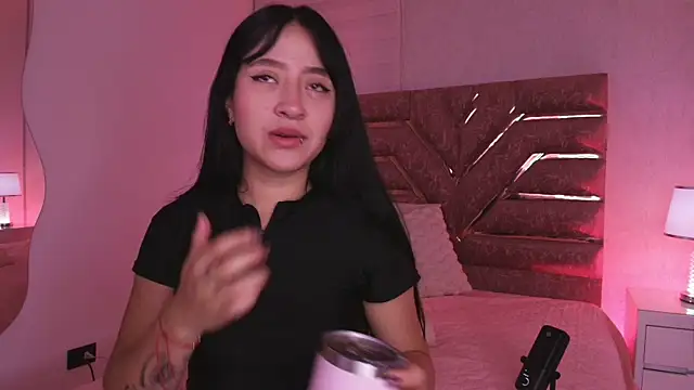 Snapshot of sofia_go_ chatting on May 11, 12:00 pm sofia go online show from May 11, 12:00 pm