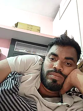 Snapshot of varshathakur56 chatting on February 14, 4:04 pm varshathakur56 online show from February 14, 4:04 pm