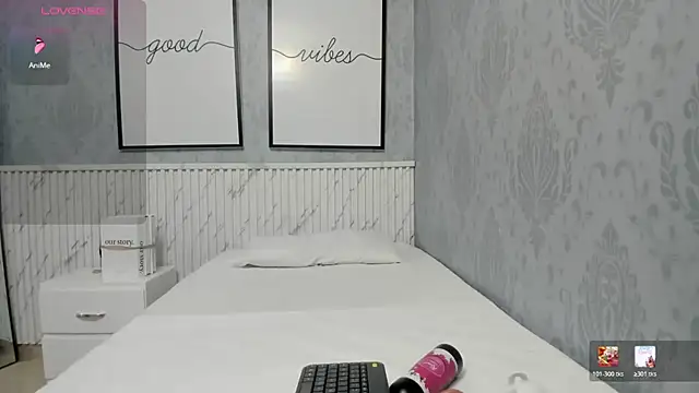goodgirl22   online show from July 21, 11:29 pm