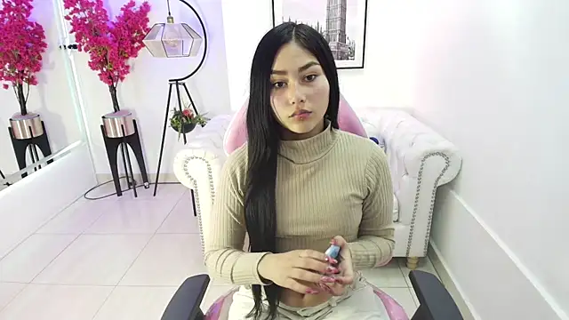 Carolina cherry online show from February 25, 12:15 pm