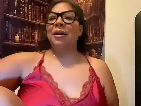 BettyWhispers online show from July 5, 11:50 am