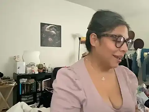 BettyWhispers online show from July 22, 6:43 pm