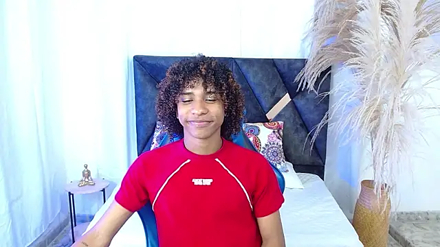 angelll18  online show from January 16, 8:24 pm