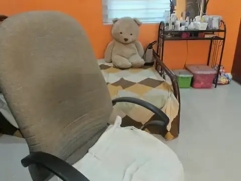 cocktits69 online show from May 12, 1:25 am