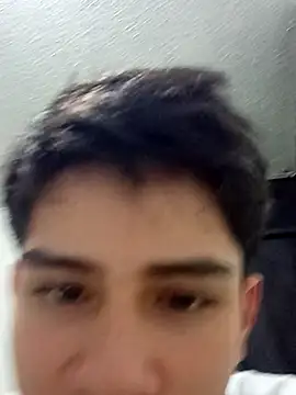 Snapshot of Sink198 chatting on December 14, 3:12 am Sink198 online show from December 14, 3:12 am