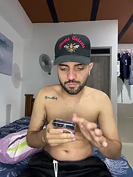 jamess 0 online show from May 25, 3:56 am