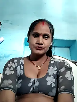 Akanksha soni online show from January 6, 8:18 am