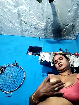 Akanksha soni online show from January 18, 7:50 pm