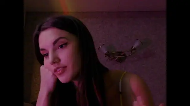 Snapshot of bellamwah chatting on December 18, 7:09 pm bellamwah online show from December 18, 7:09 pm