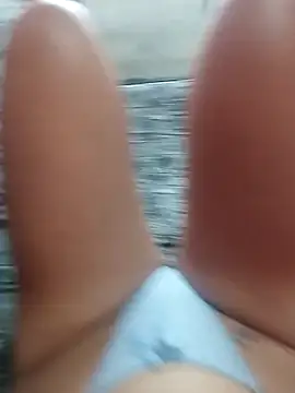 Snapshot of layanehot chatting on December 18, 9:26 am layanehot online show from December 18, 9:26 am