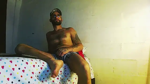 Alex Flame  online show from May 8, 9:20 pm