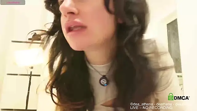 Snapshot of DeaAthena chatting on January 5, 7:17 pm DeaAthena online show from January 5, 7:17 pm