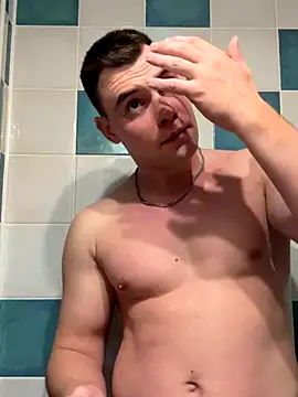 Snapshot of Ronnie_Power chatting on December 15, 8:18 am Ronnie Power online show from December 15, 8:18 am