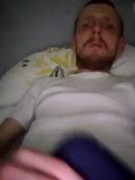 CrookedBunk3527 online show from December 22, 9:45 pm